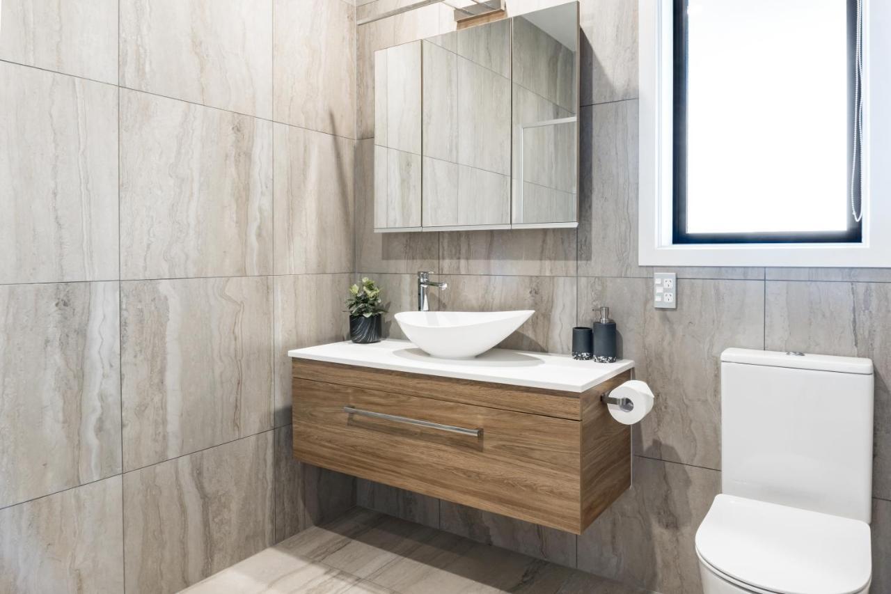 Apartamento Okiwi Landing Raglan Exterior foto