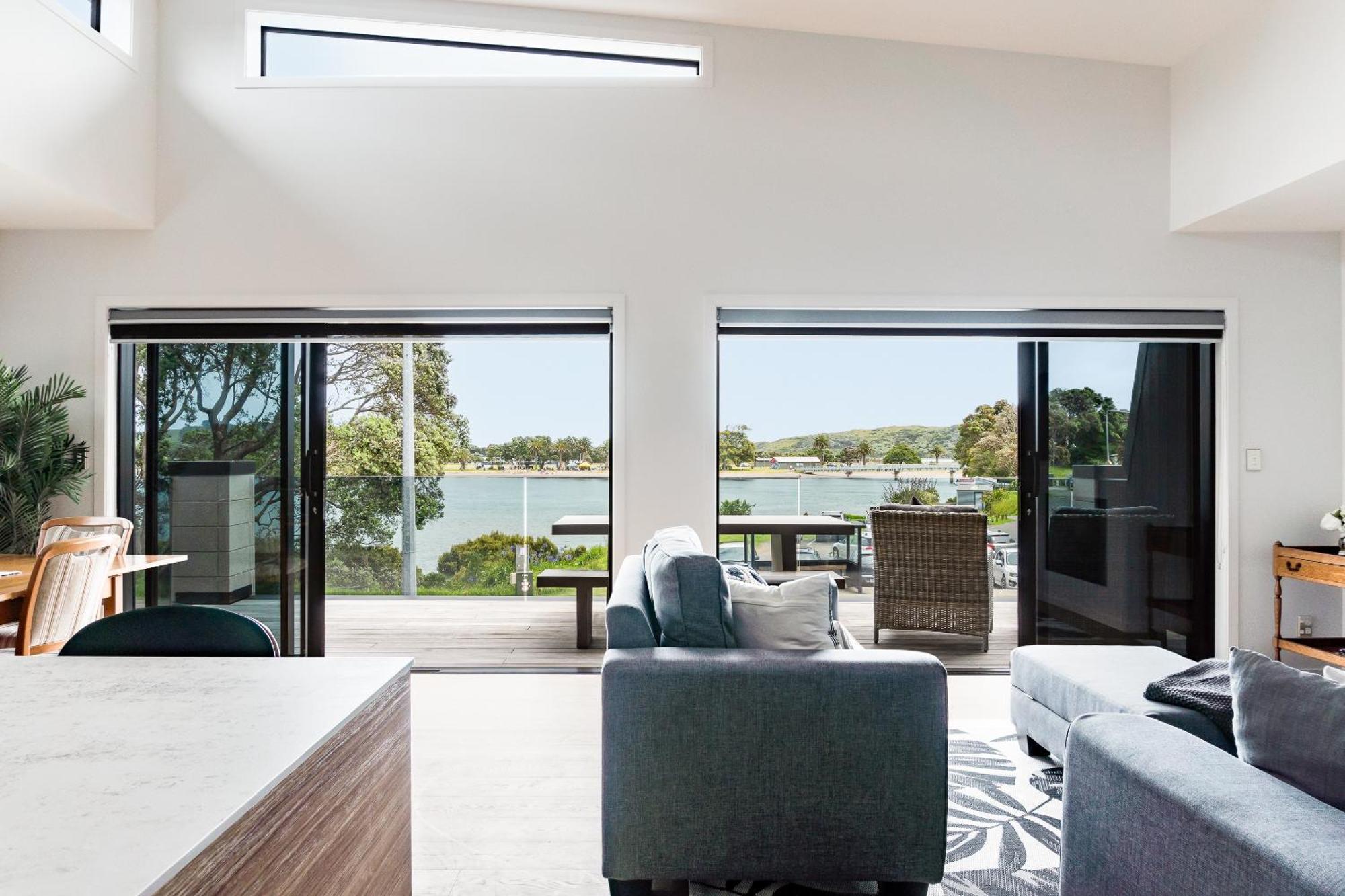 Apartamento Okiwi Landing Raglan Exterior foto